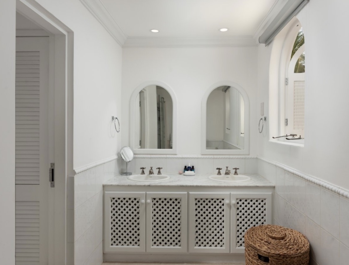 Luxury-Villa-Living-Cassia-Heights-24-Barbados-4