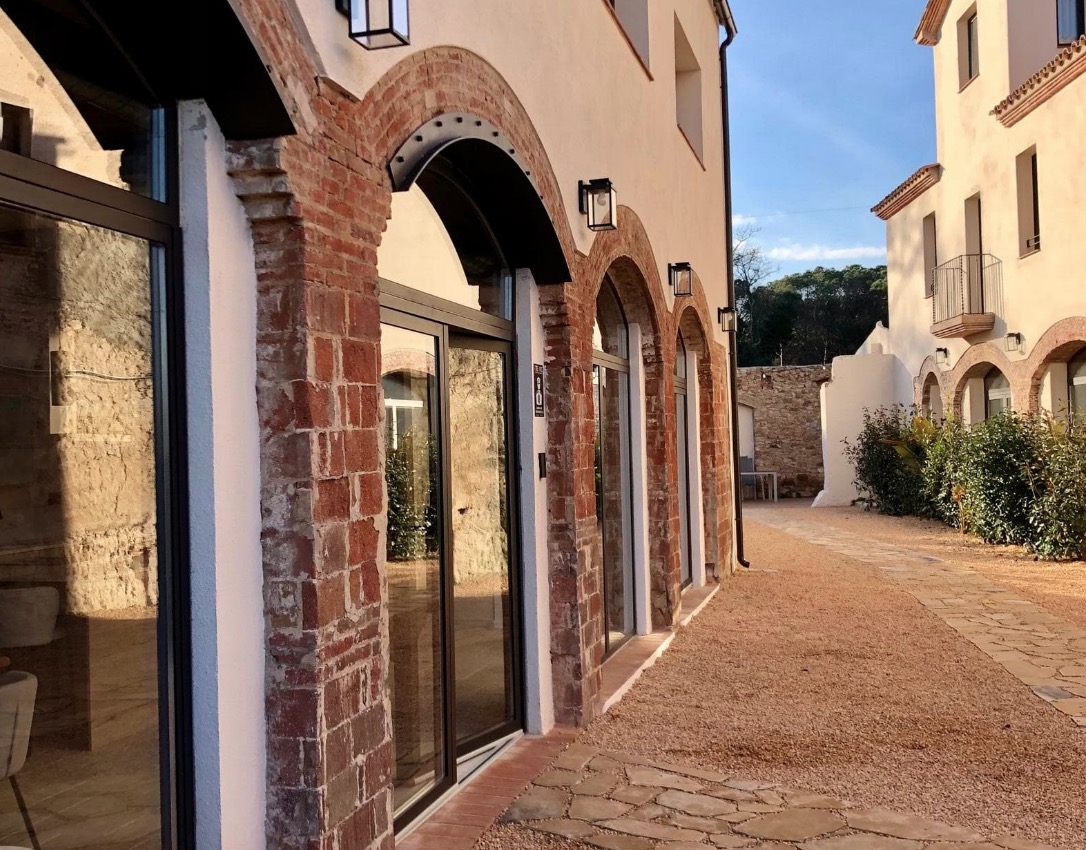 Luxury-Villa-Living-Mas-Gimbernat-Spain-12