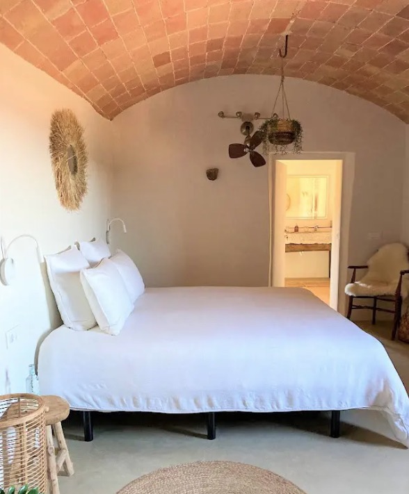 Luxury-Villa-Living-Mas-Oms-Spain-13 Luxury-Villa-Living-Mas-Oms-Spain-13