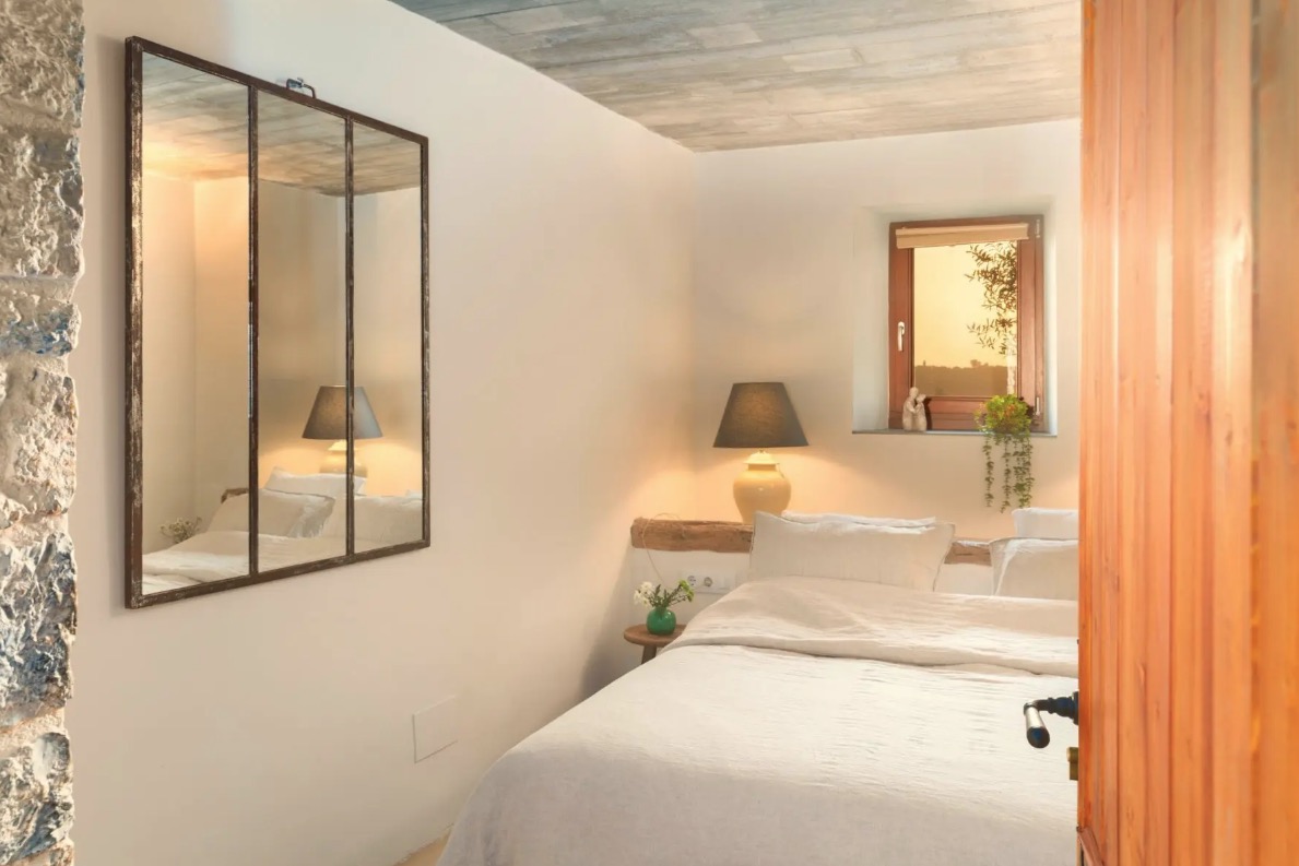 Luxury-Villa-Living-Mas-Oms-Spain-17 Luxury-Villa-Living-Mas-Oms-Spain-17