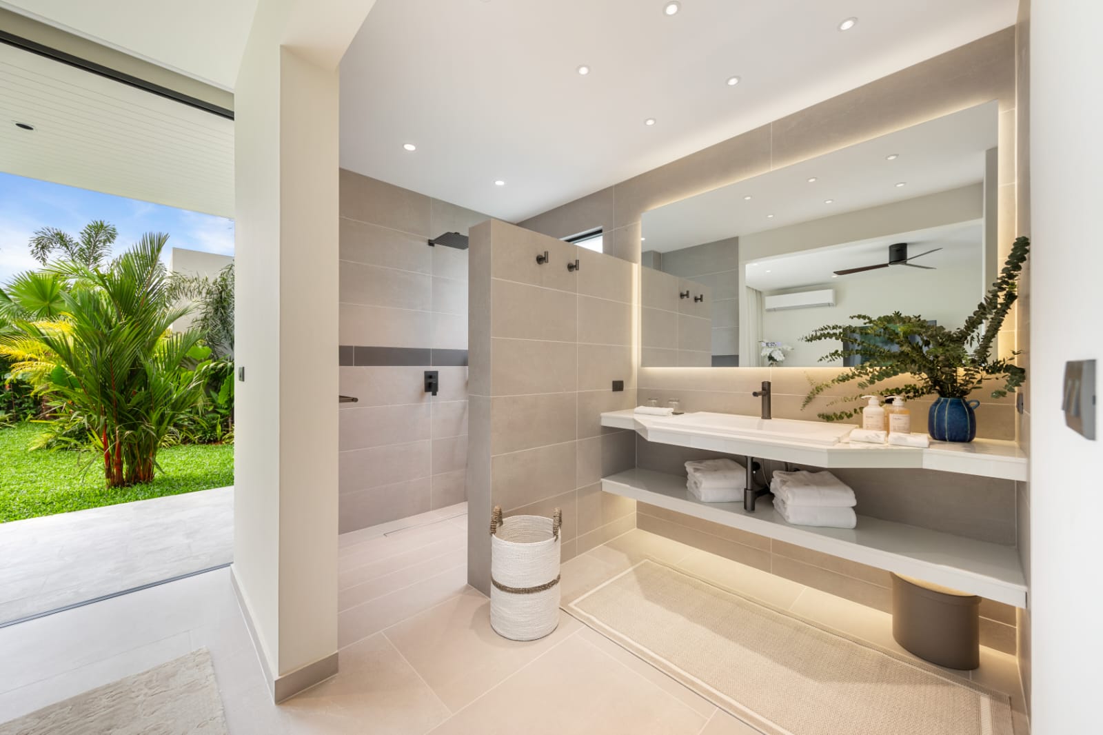 Luxury-Villa-Living-Villa-Kanok-Krabi-Thailand-18