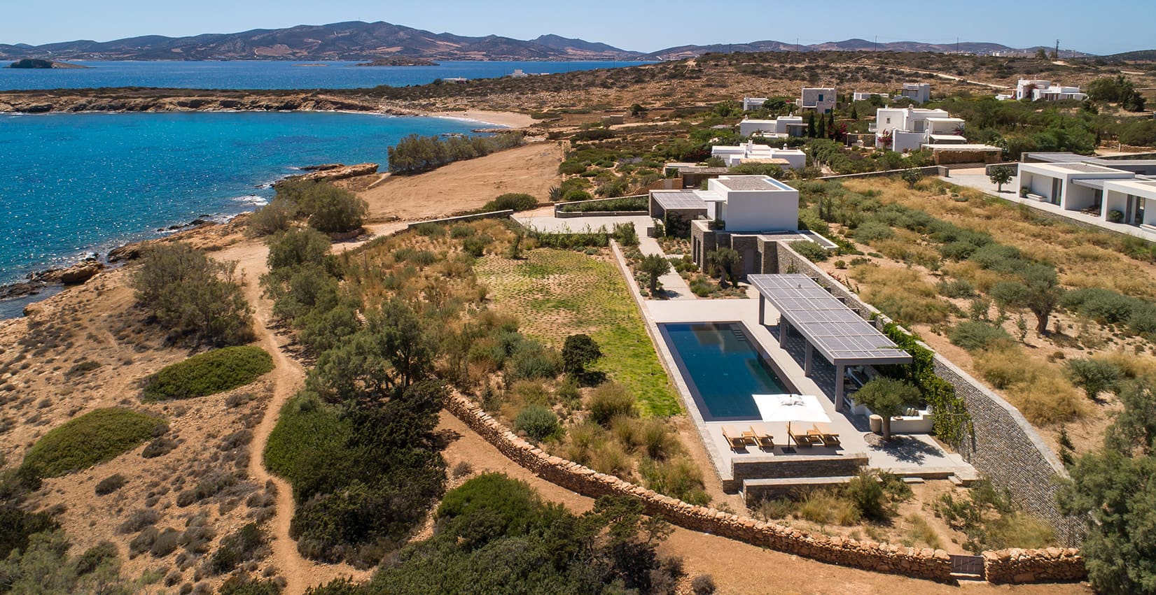 Luxury-Villa-in-Paros-LVL-Villa-Aliki-Airel