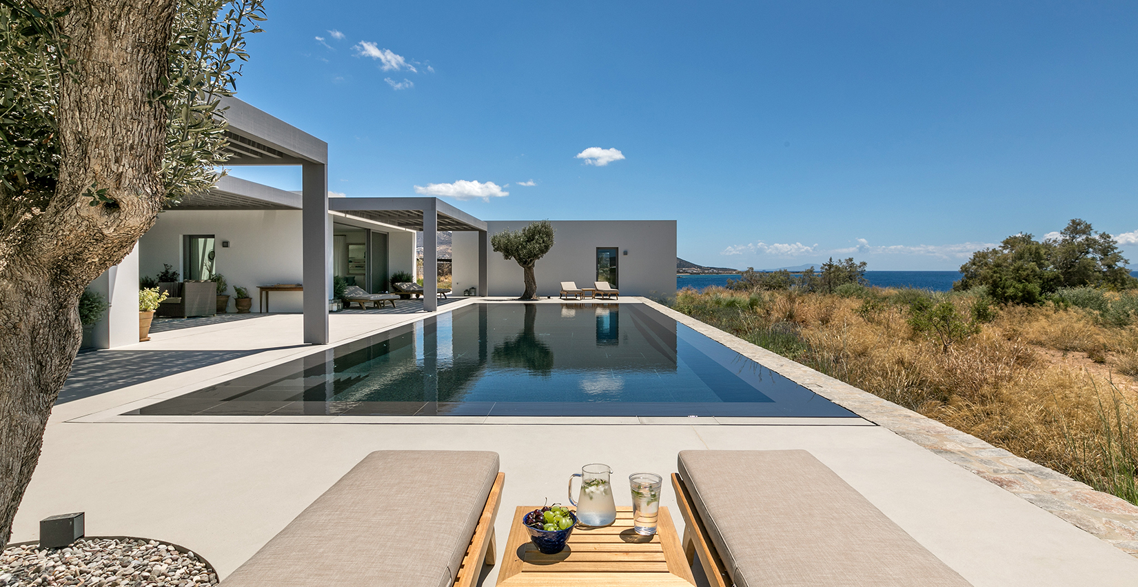 Luxury-Villa-in-Paros-LVL-Villa-Praxis-1-1 Luxury-Villa-in-Paros-LVL-Villa-Praxis-1-1