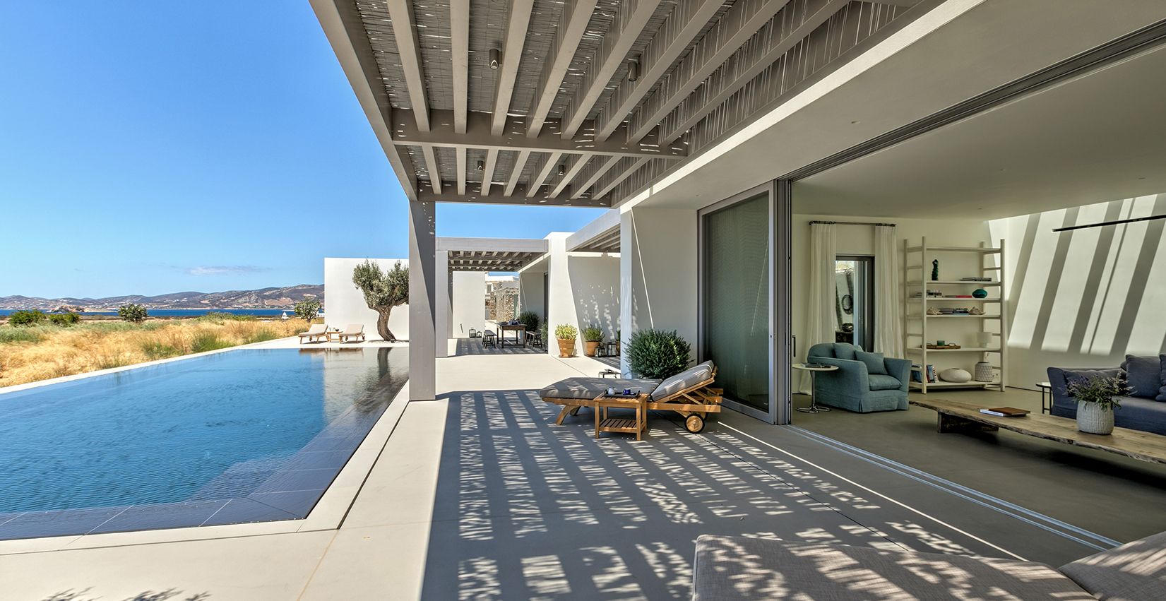 Luxury-Villa-in-Paros-LVL-Villa-Praxis-4-1 Luxury-Villa-in-Paros-LVL-Villa-Praxis-4-1