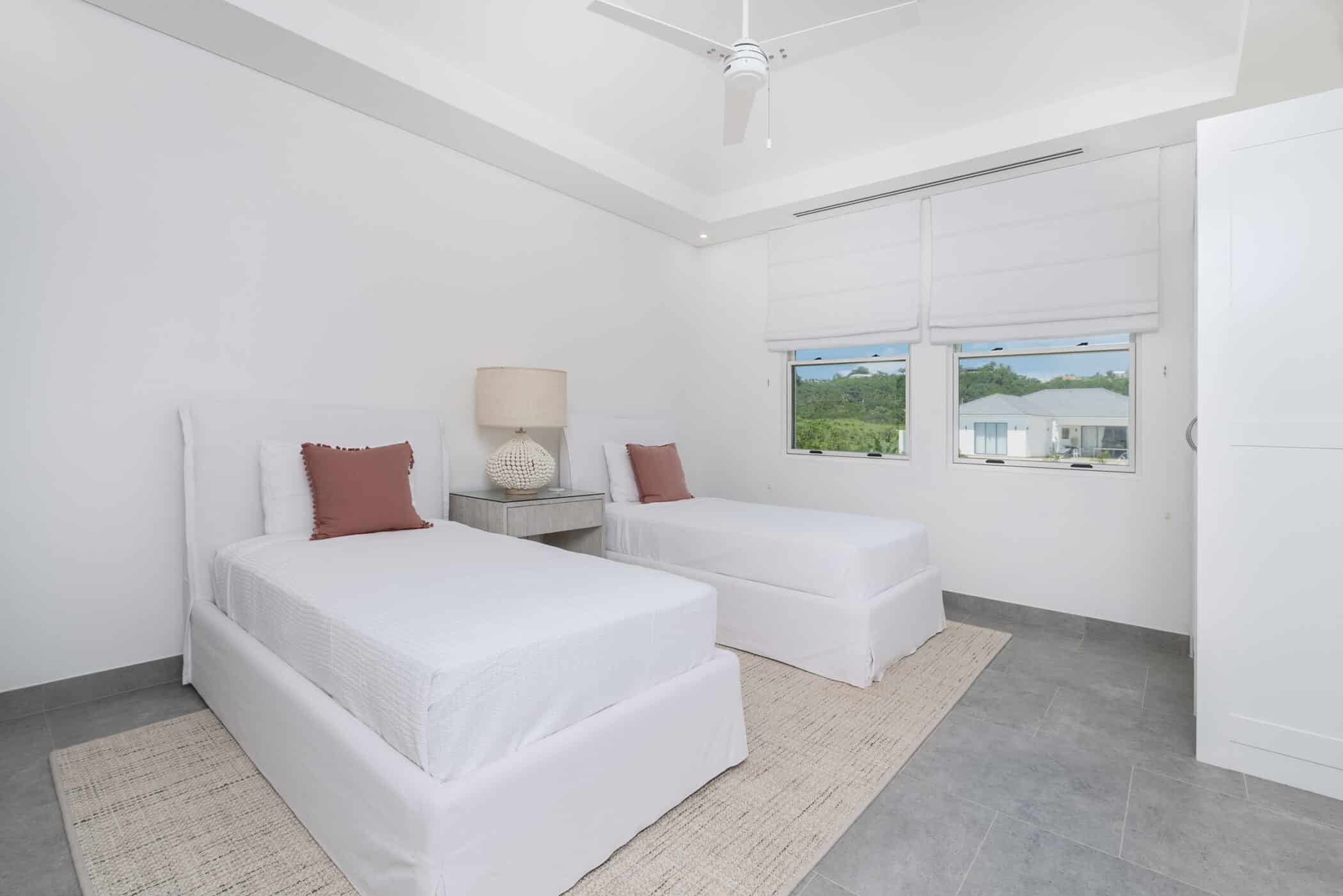 Luxury_Villa_Living_The_Fairways_Barbados15