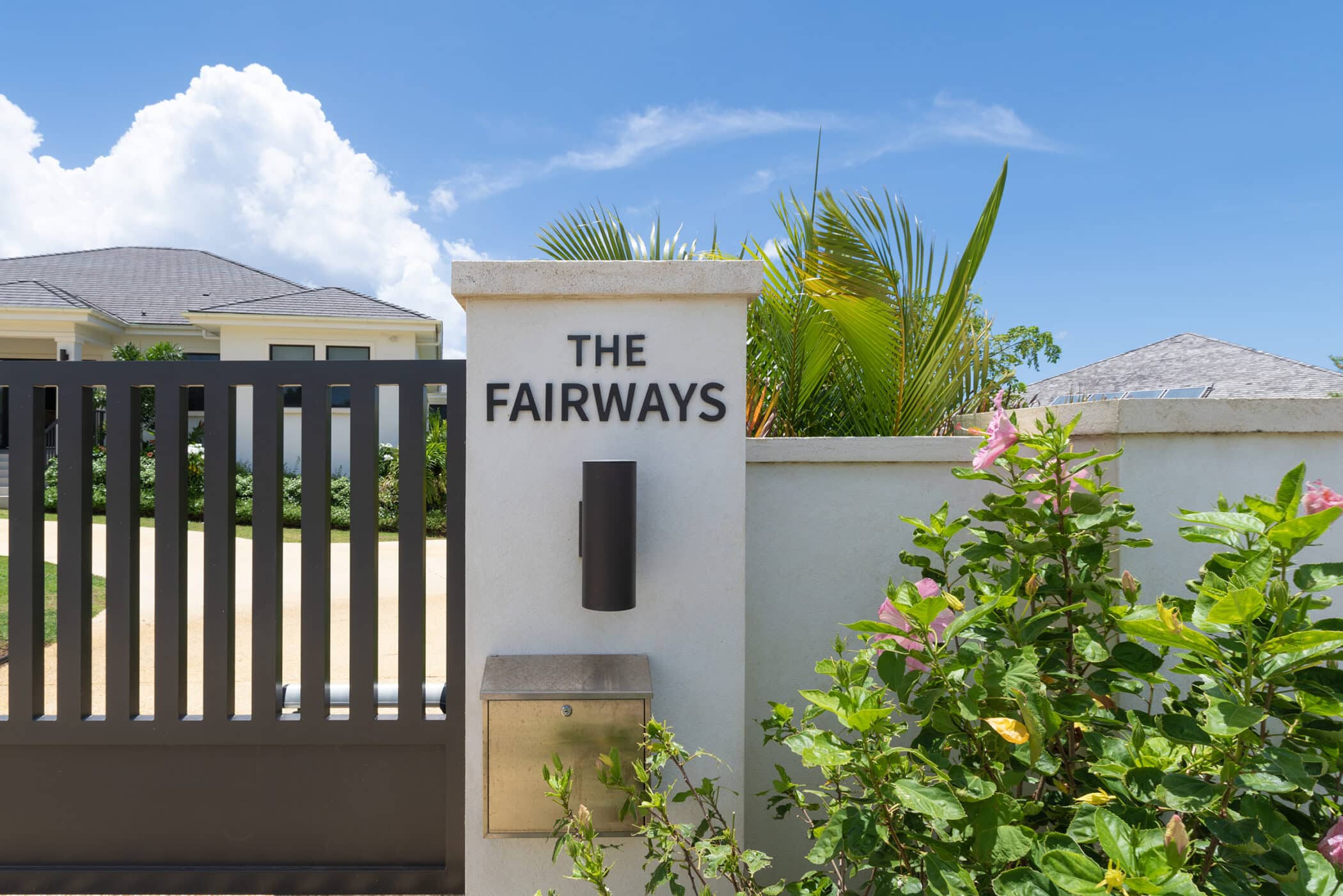 Luxury_Villa_Living_The_Fairways_Barbados38