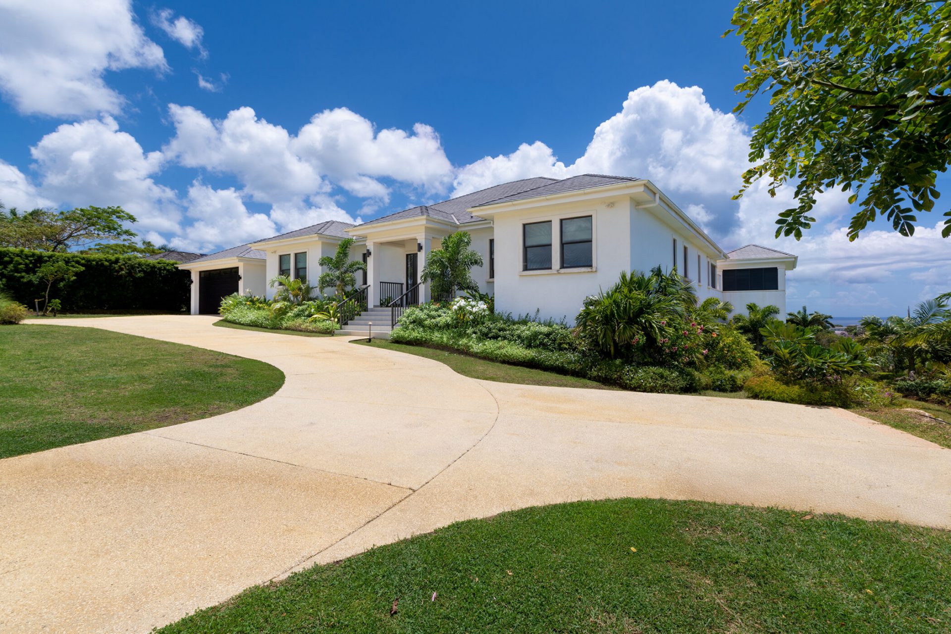 Luxury_Villa_Living_The_Fairways_Barbados39