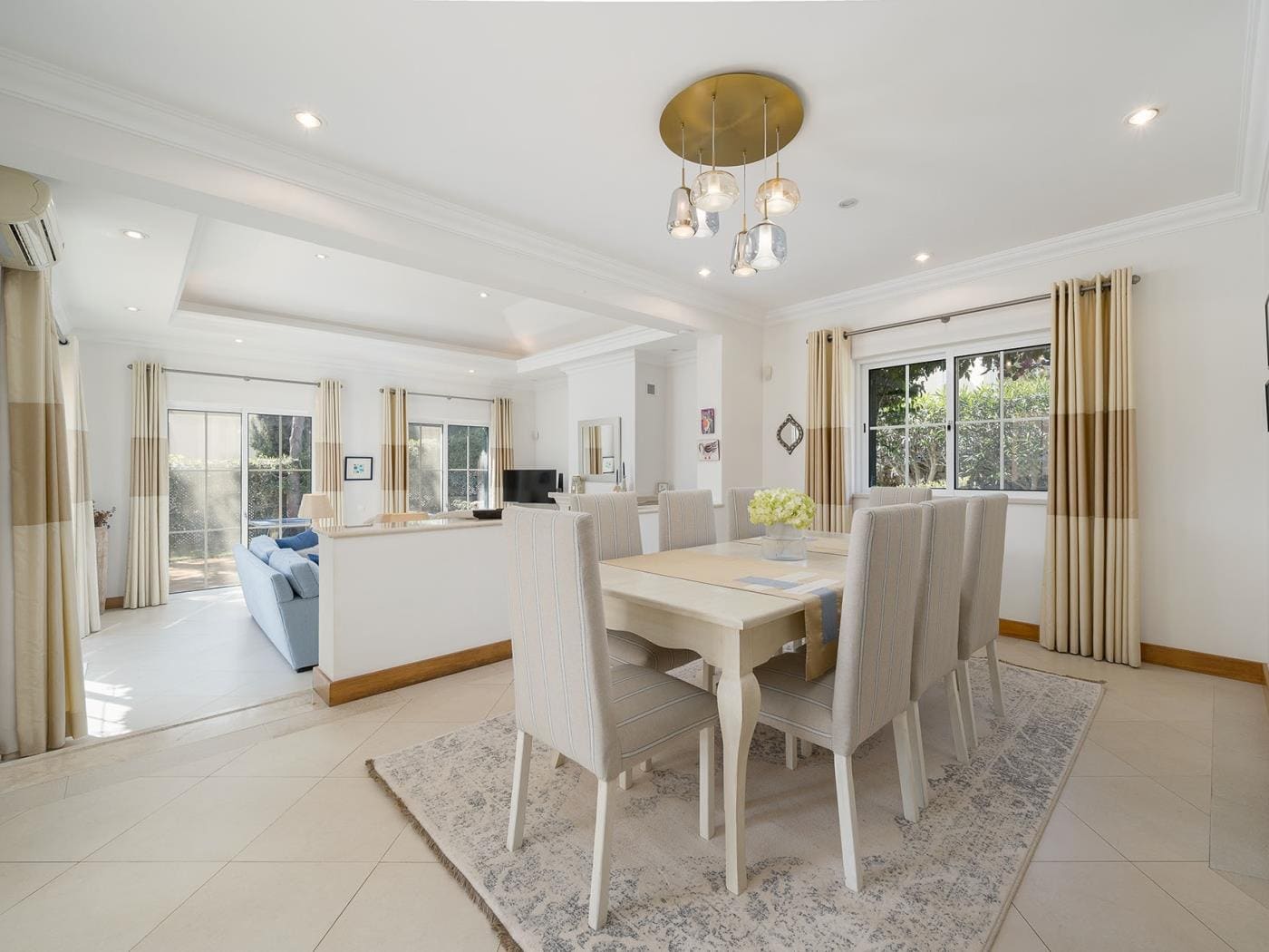 Luxury-5-Bedroom-Villa-Dunas-Douradas-Algarve-VILLAAster2-E1015F13x1400