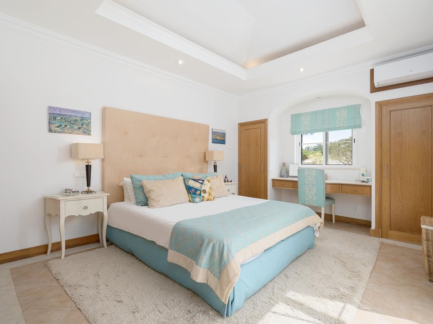 Luxury-5-Bedroom-Villa-Dunas-Douradas-Algarve-VILLAAster2-E1015F19x1400