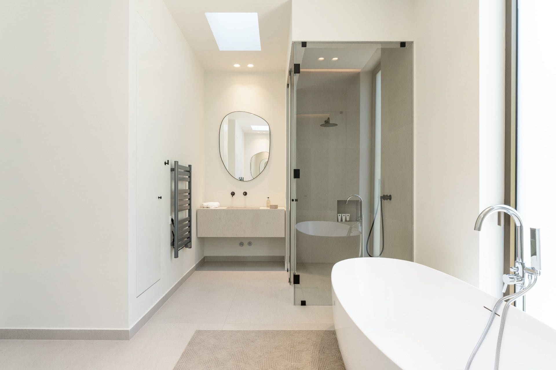 VILLA-Black-Francolin-Luxury-5-Bedroom-Villa-in-Quinta-do-Lago-12