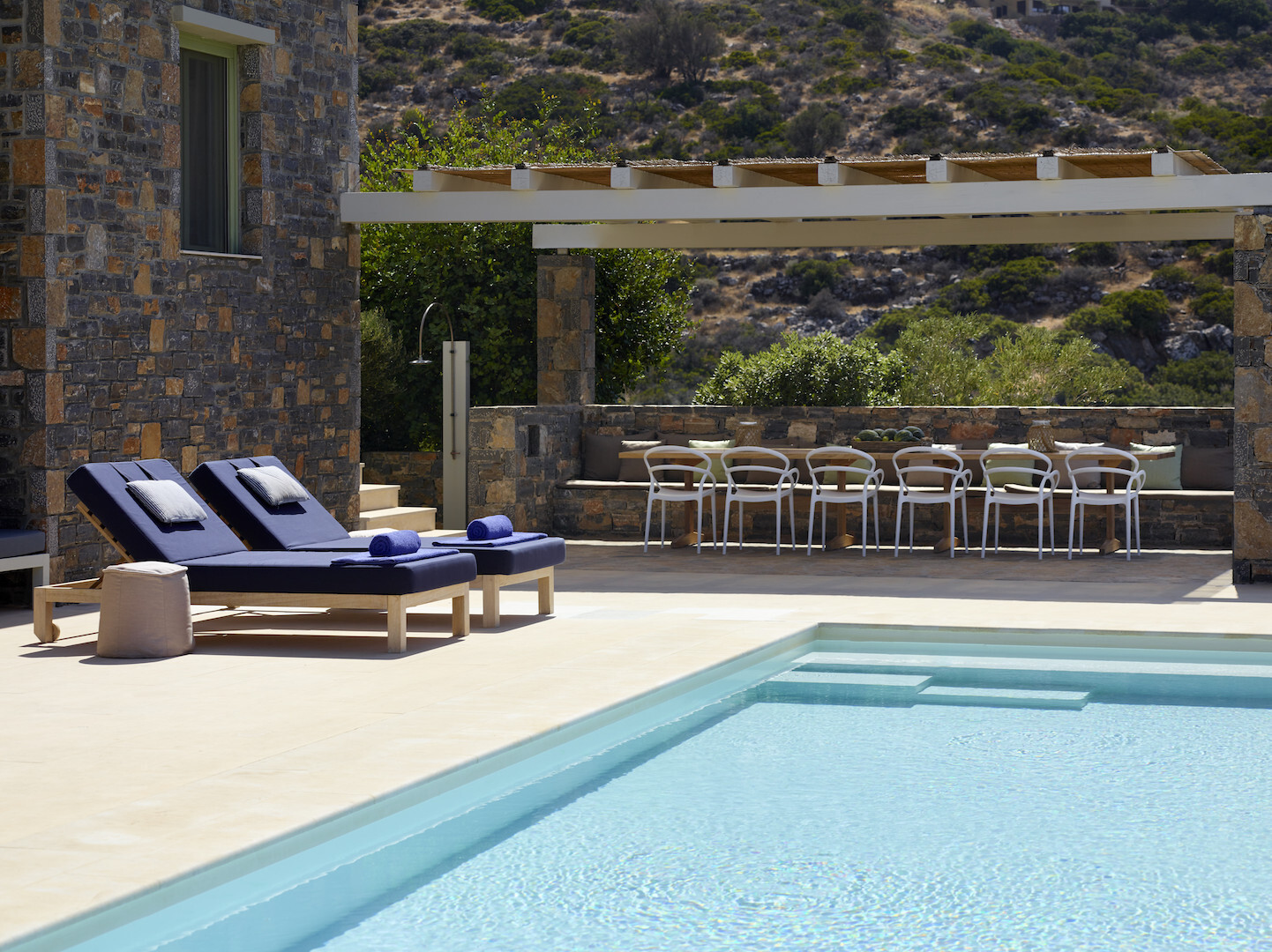 luxury-villa-living-ackles-estate-elounda-crete-14 luxury-villa-living-ackles-estate-elounda-crete-14