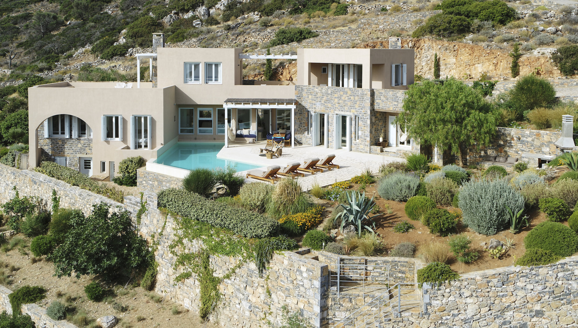 luxury-villa-living-ackles-estate-elounda-crete-15 luxury-villa-living-ackles-estate-elounda-crete-15