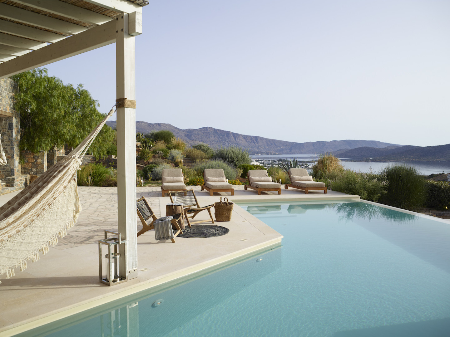 luxury-villa-living-ackles-estate-elounda-crete-5 luxury-villa-living-ackles-estate-elounda-crete-5