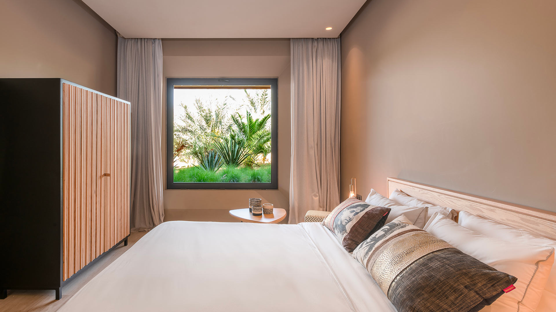 luxury-villa-living-villa-aderfi-marrakech-morocco-26