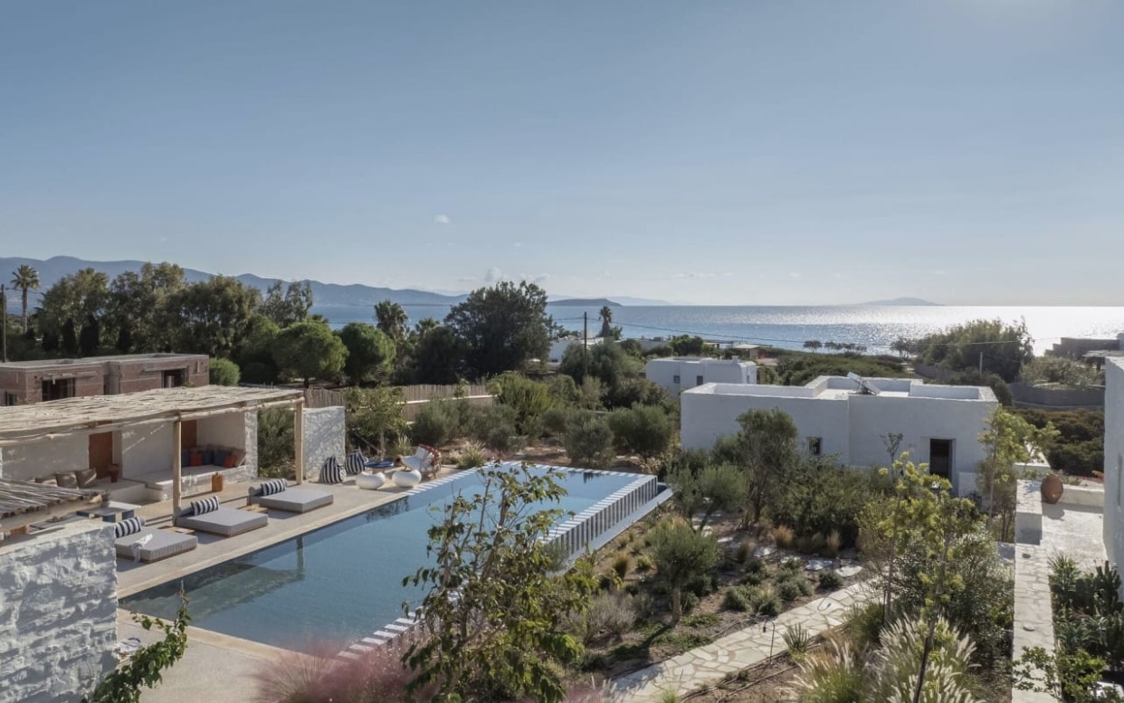 Luxury-Villa-Living-Villa-Christos-Antiparos-Greece-1