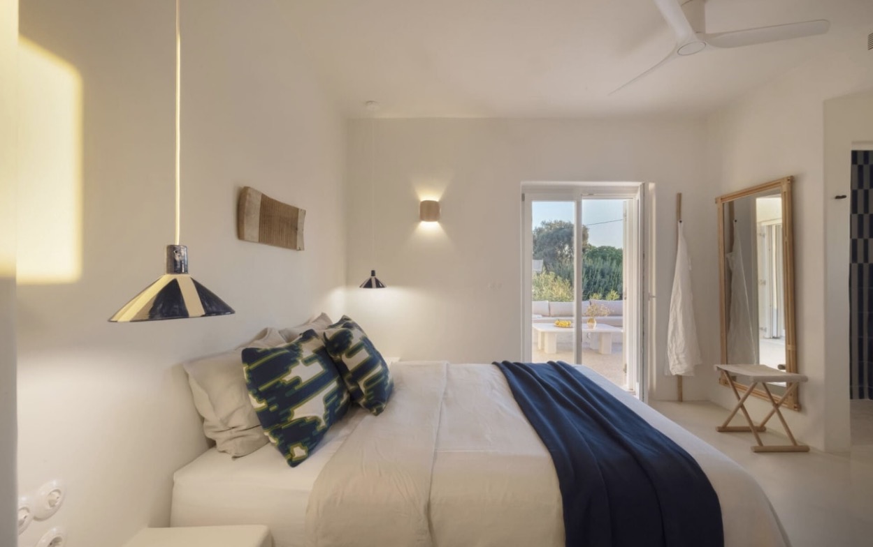 Luxury-Villa-Living-Villa-Christos-Antiparos-Greece-14