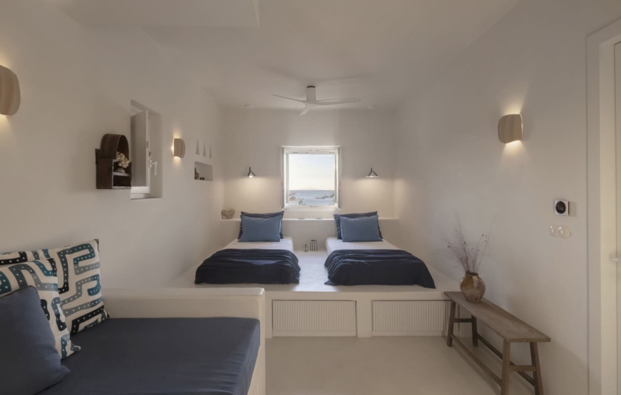 Luxury-Villa-Living-Villa-Christos-Antiparos-Greece-3