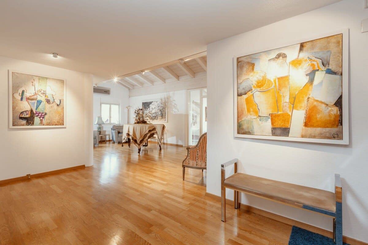 Luxury_Villa_Living_Chalet_Penthouse_Gstaad_Switzerland12