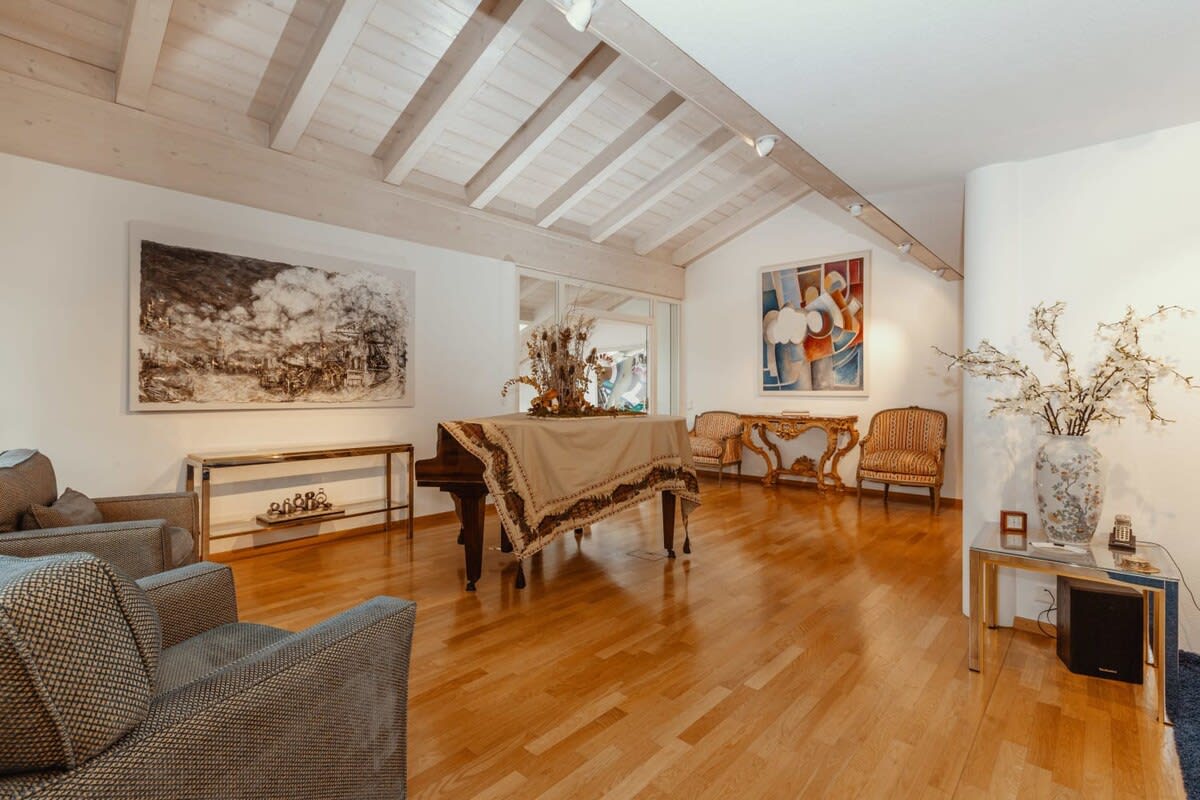 Luxury_Villa_Living_Chalet_Penthouse_Gstaad_Switzerland39