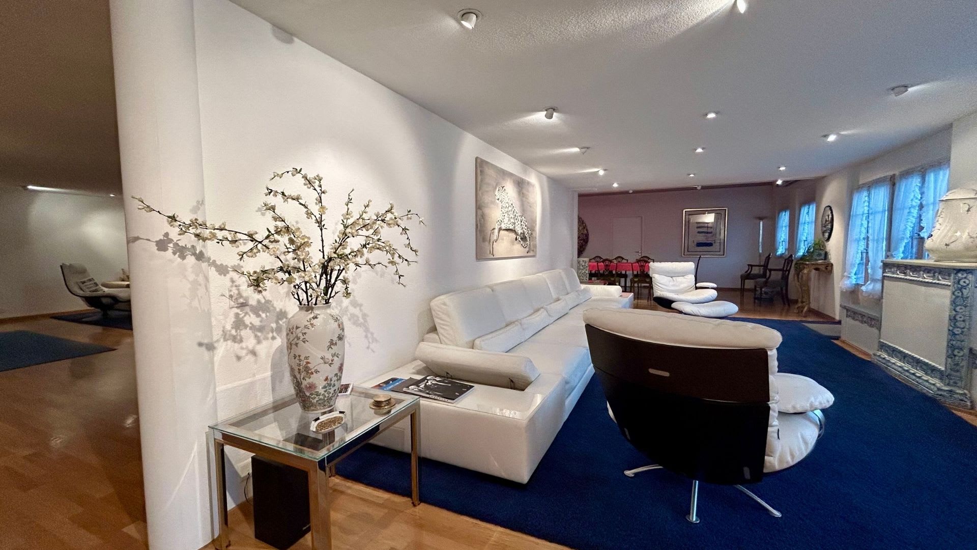 Luxury_Villa_Living_Chalet_Penthouse_Gstaad_Switzerland5