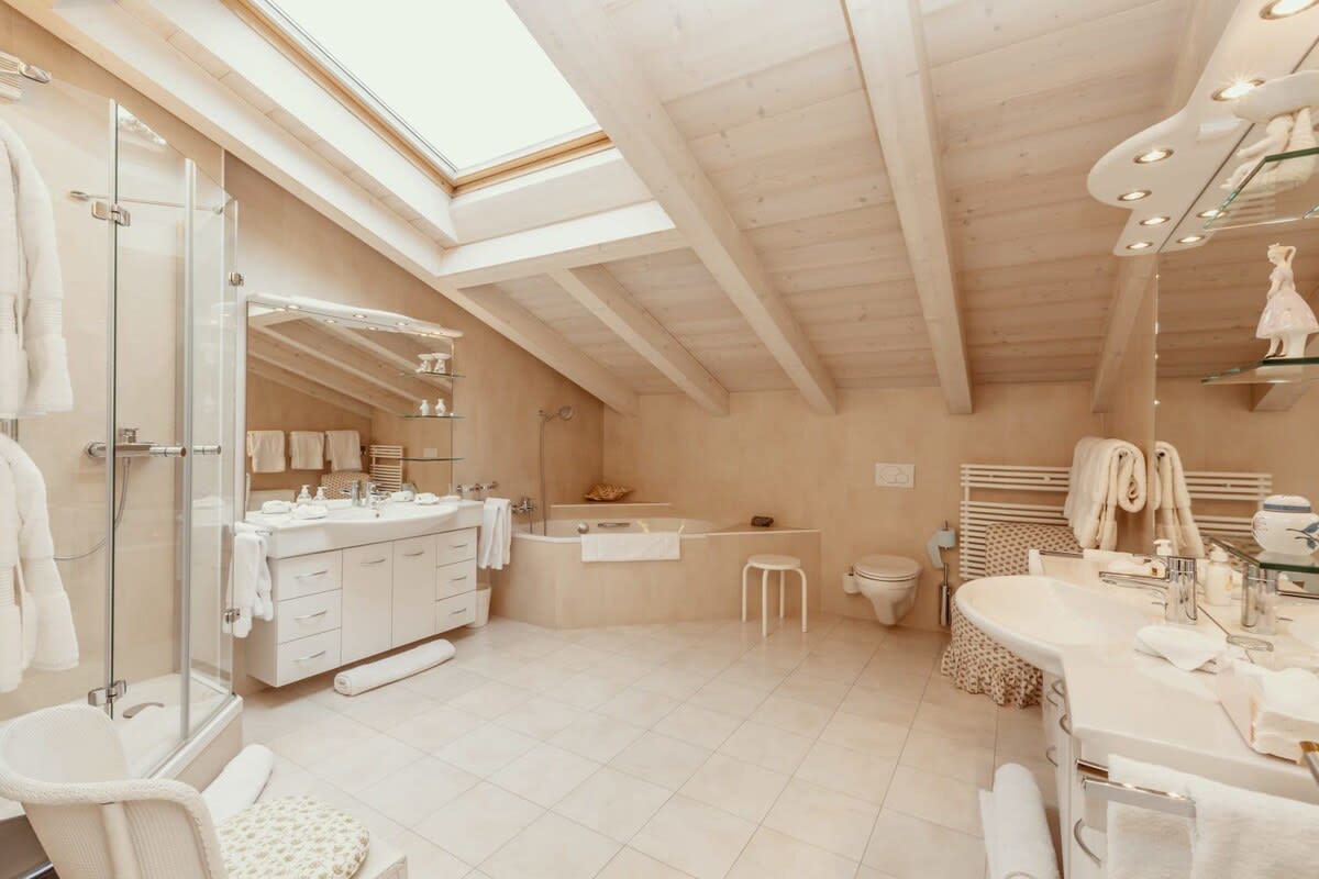 Luxury_Villa_Living_Chalet_Penthouse_Gstaad_Switzerland7