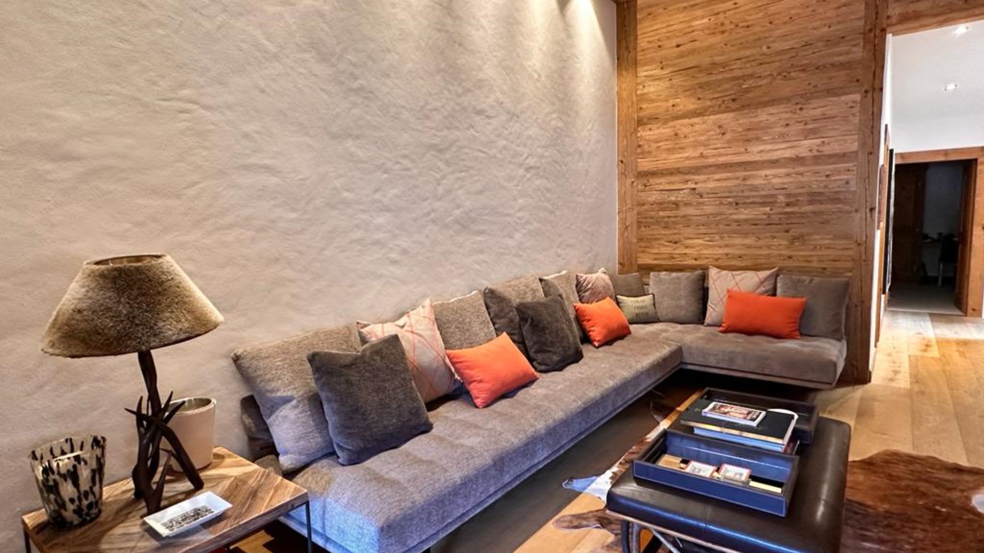 Luxury_Villa_Living_Chalet_Picturesque_Gstaad_Switzerland17 Luxury_Villa_Living_Chalet_Picturesque_Gstaad_Switzerland17