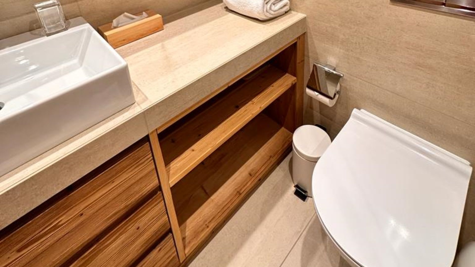 Luxury_Villa_Living_Chalet_Picturesque_Gstaad_Switzerland6 Luxury_Villa_Living_Chalet_Picturesque_Gstaad_Switzerland6