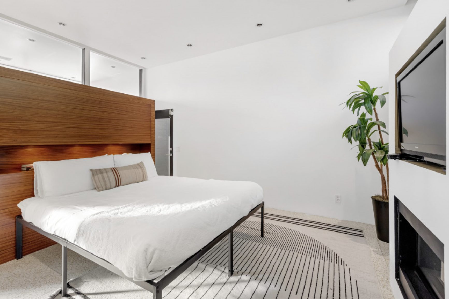 Luxury_Villa_Living_Los_Angeles_58_West_Hollywood20