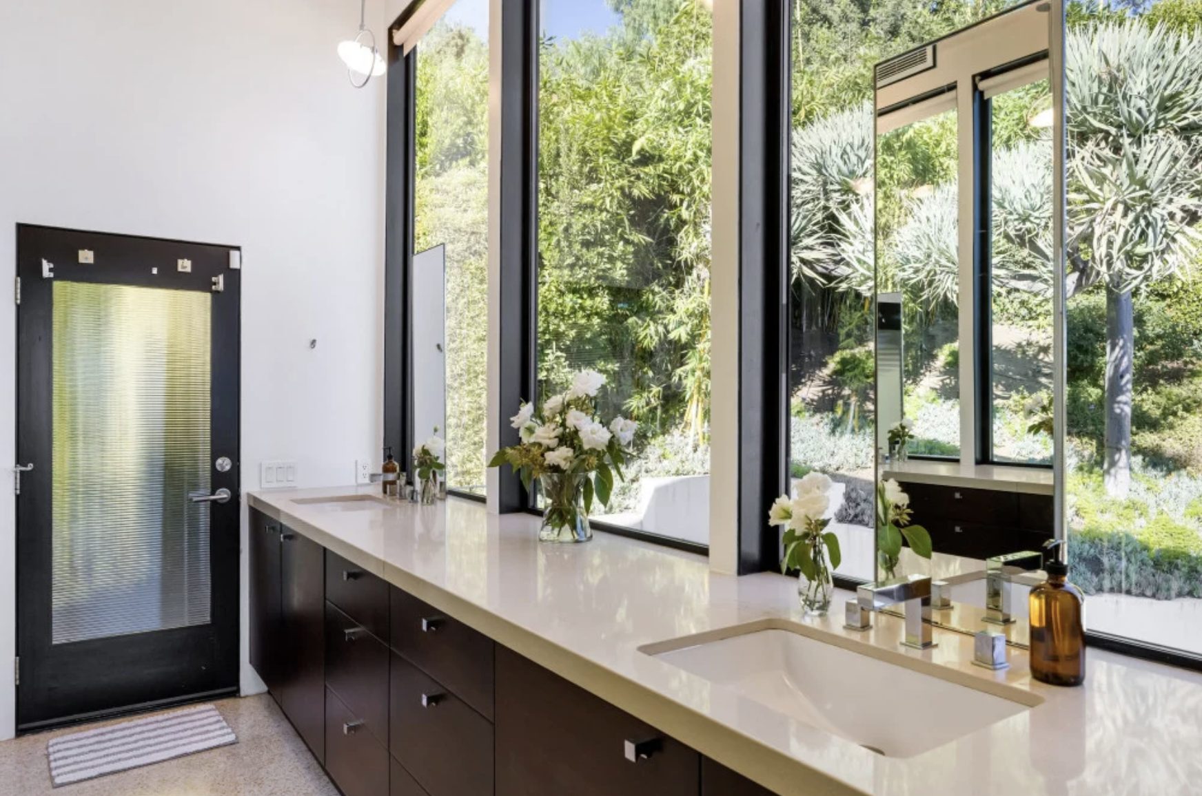 Luxury_Villa_Living_Los_Angeles_58_West_Hollywood24