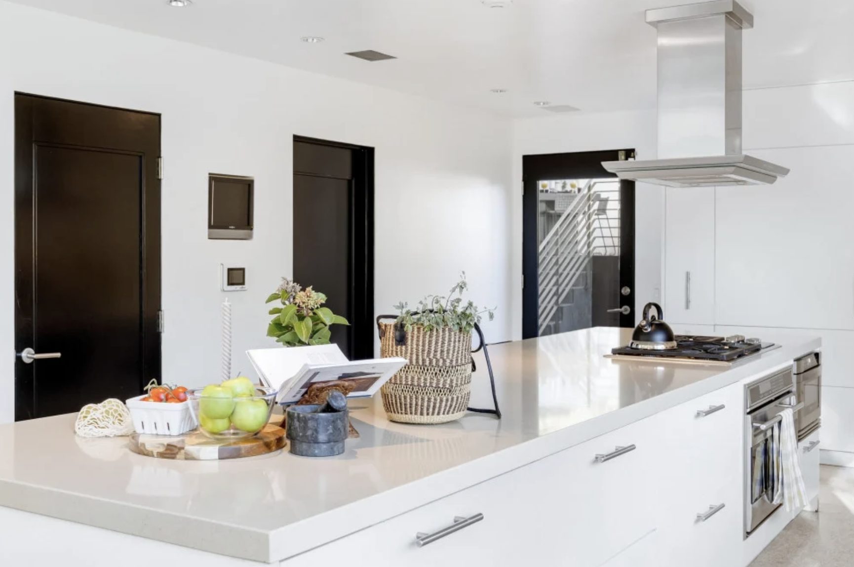 Luxury_Villa_Living_Los_Angeles_58_West_Hollywood29