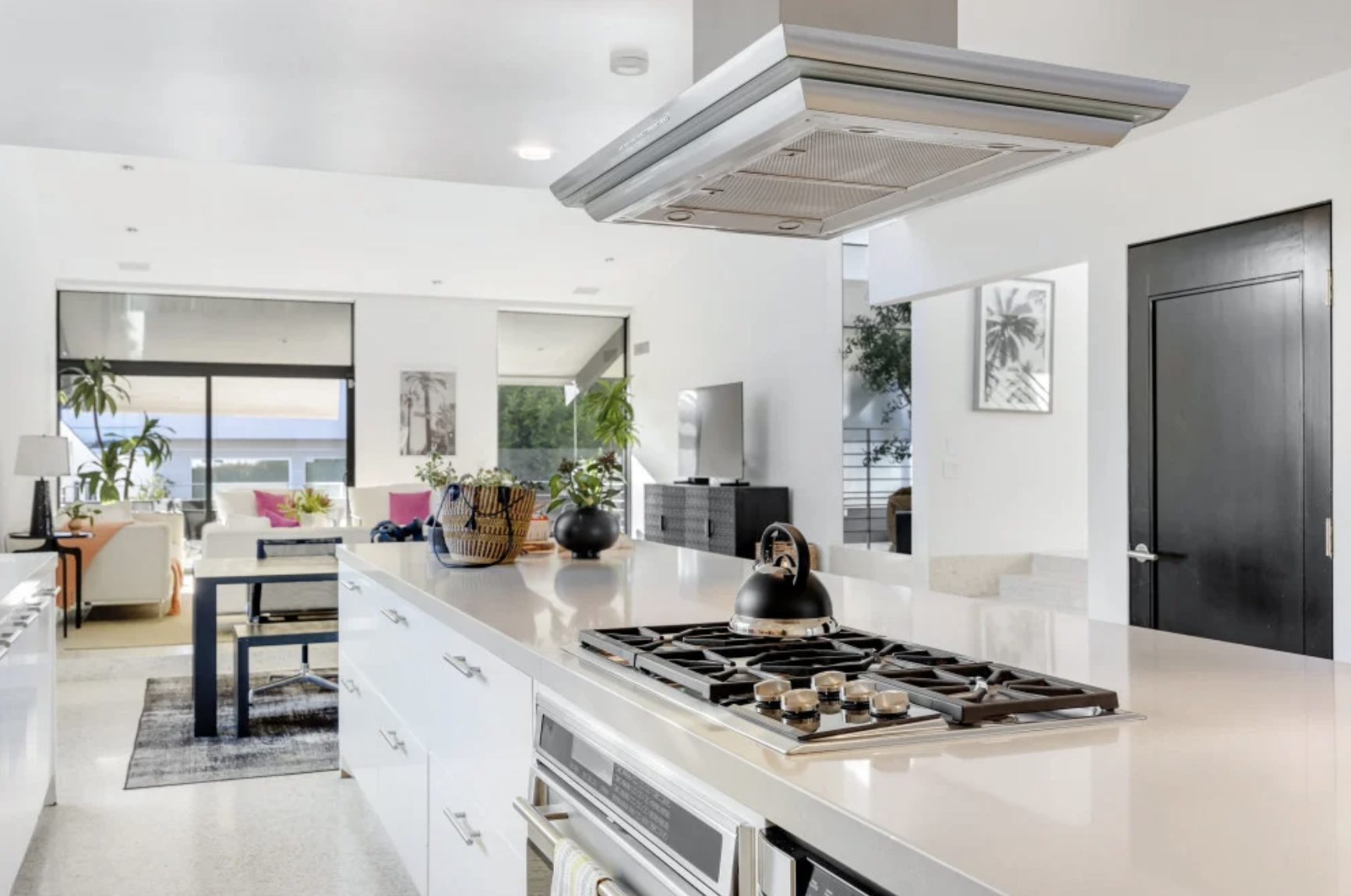 Luxury_Villa_Living_Los_Angeles_58_West_Hollywood31