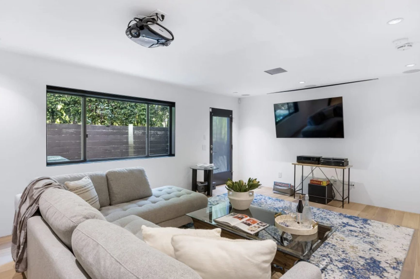 Luxury_Villa_Living_Los_Angeles_58_West_Hollywood38