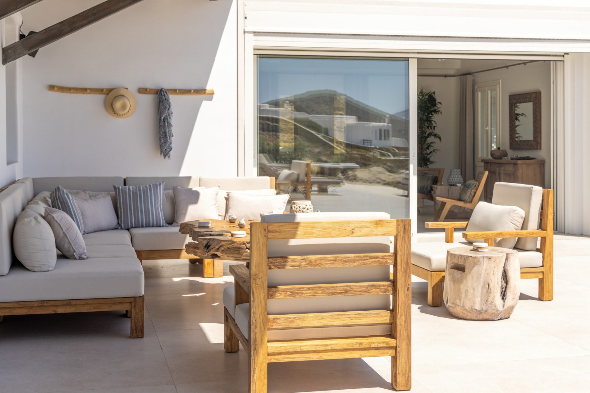 Luxury_Villa_Living_Villa_Geckolet_Mykonos_Greece37