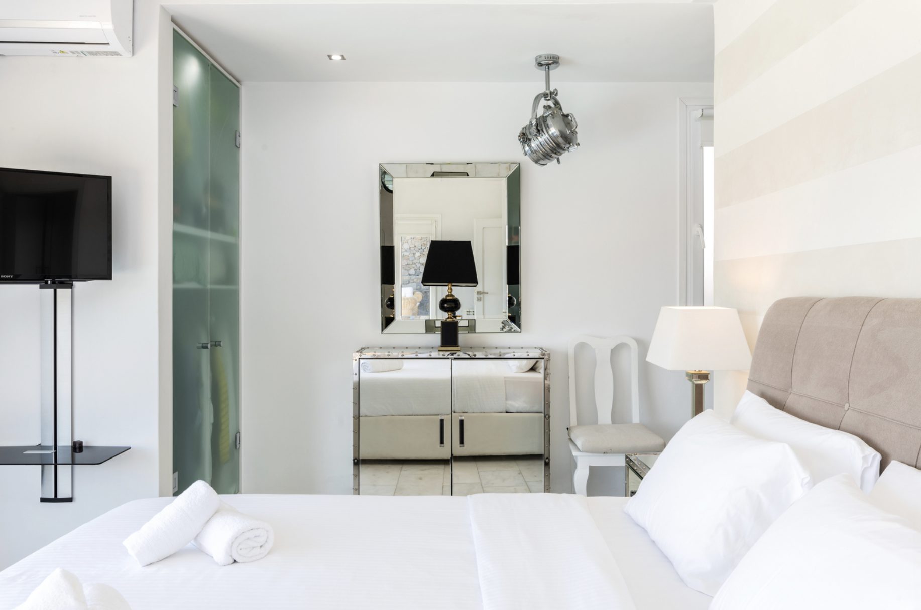 Luxury_Villa_Living_Villa_Manta_Mykonos_Greece10