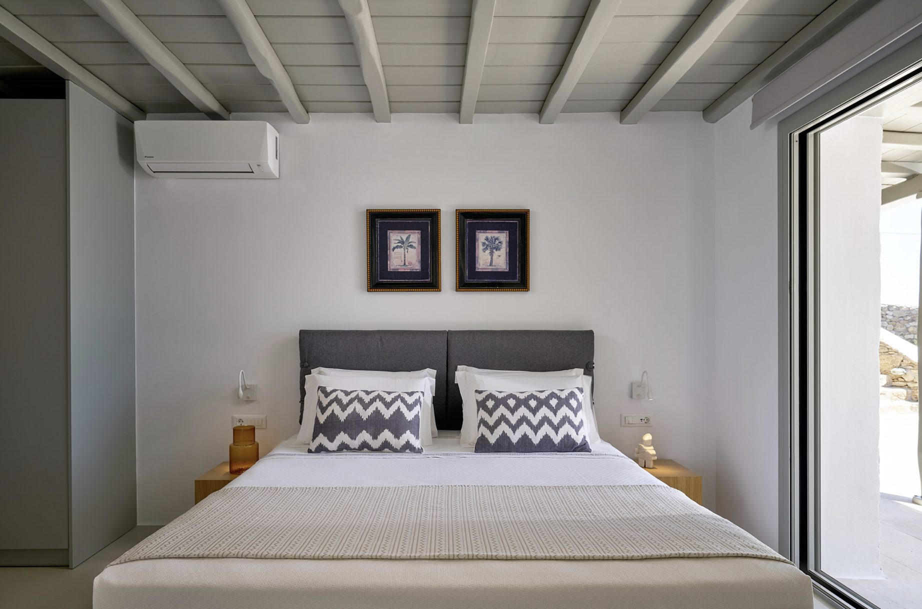 Luxury_Villa_Living_Villa_Narwhal_Mykonos_Greece3