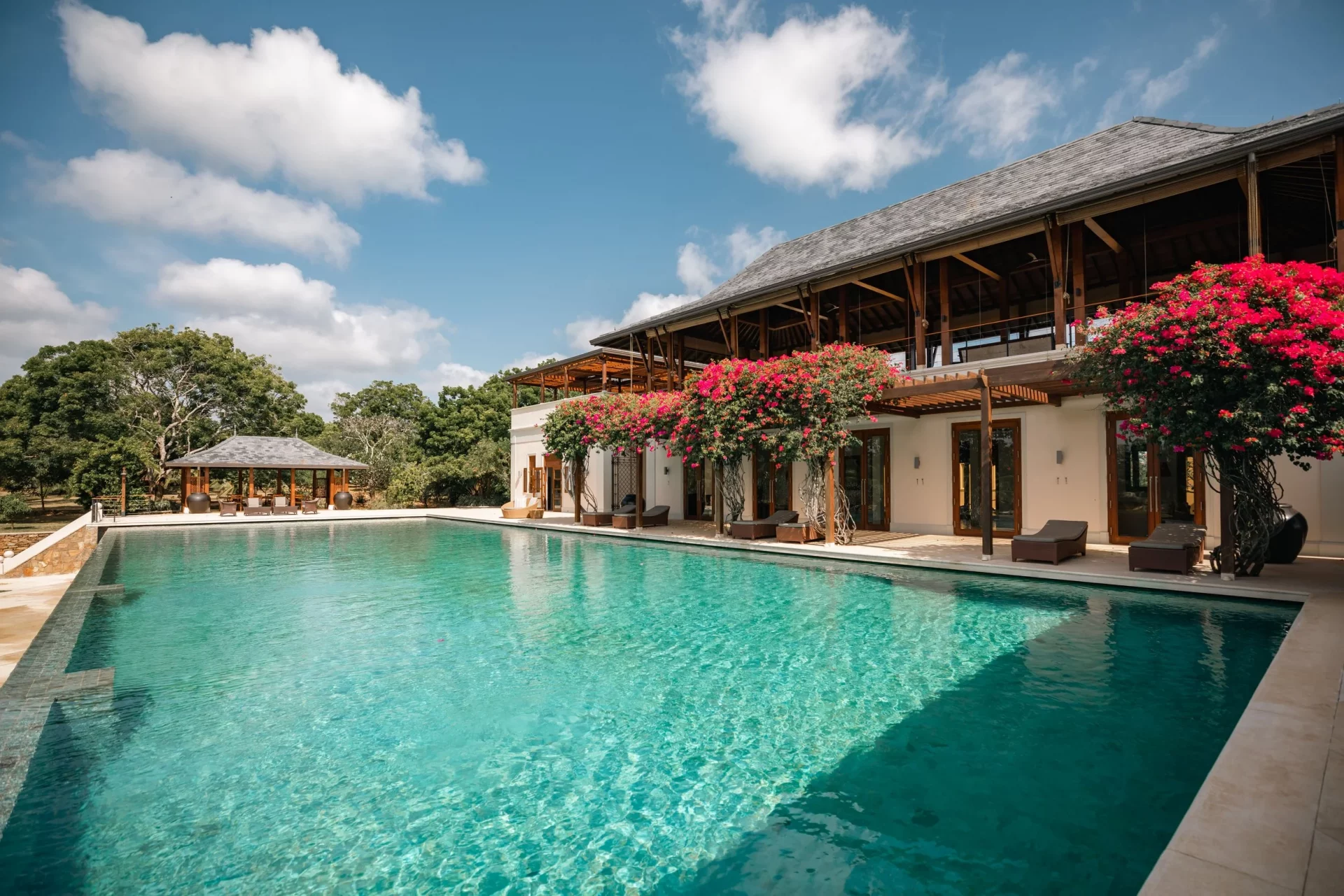 Luxury_Villa_Living_Villa_Ranawara_Sri_Lanka30 Ranawara Villa Swimming Pool