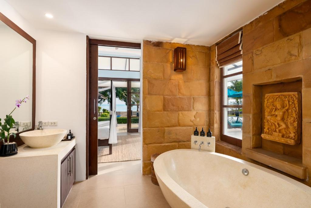 luxury-villa-living-ban-laem-set-koh-samui-thailand-9