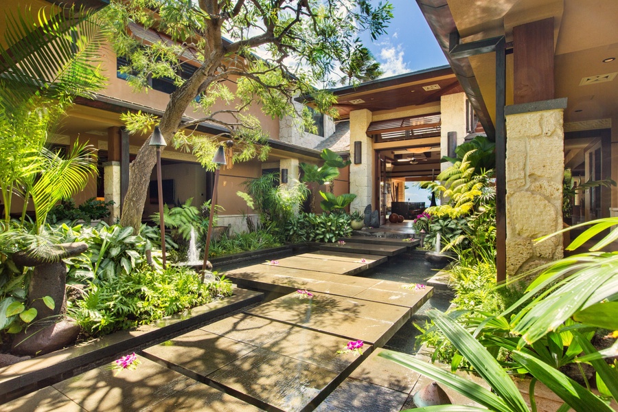 luxury-villa-living-villa-banyan-honolulu-oahu-hawaii-7 luxury-villa-living-villa-banyan-honolulu-oahu-hawaii-7