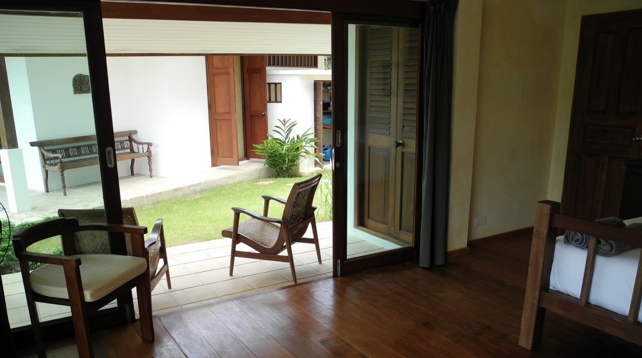 Luxury-Villa-Living-Lord-Jim-Retreat-Thailand-9