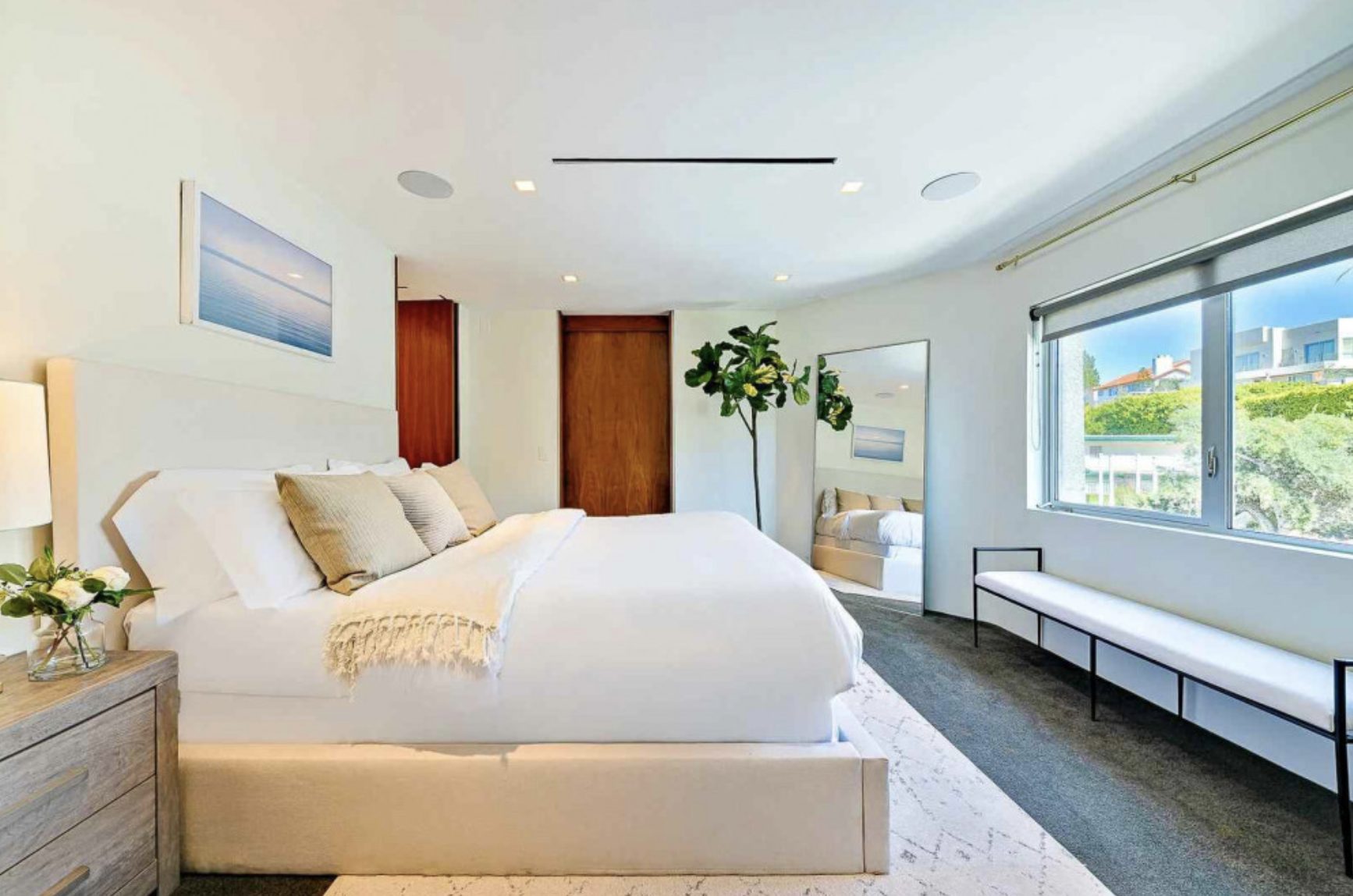 Luxury_Villa_Living_Hollywood_Hills_8_Los_Angeles38