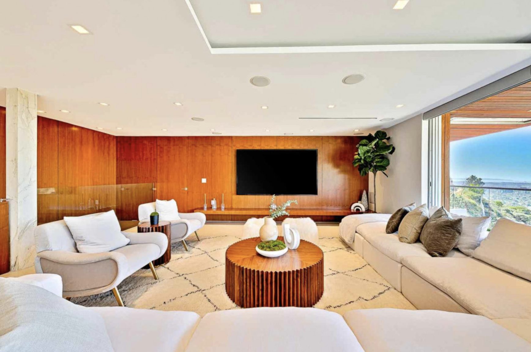 Luxury_Villa_Living_Hollywood_Hills_8_Los_Angeles51