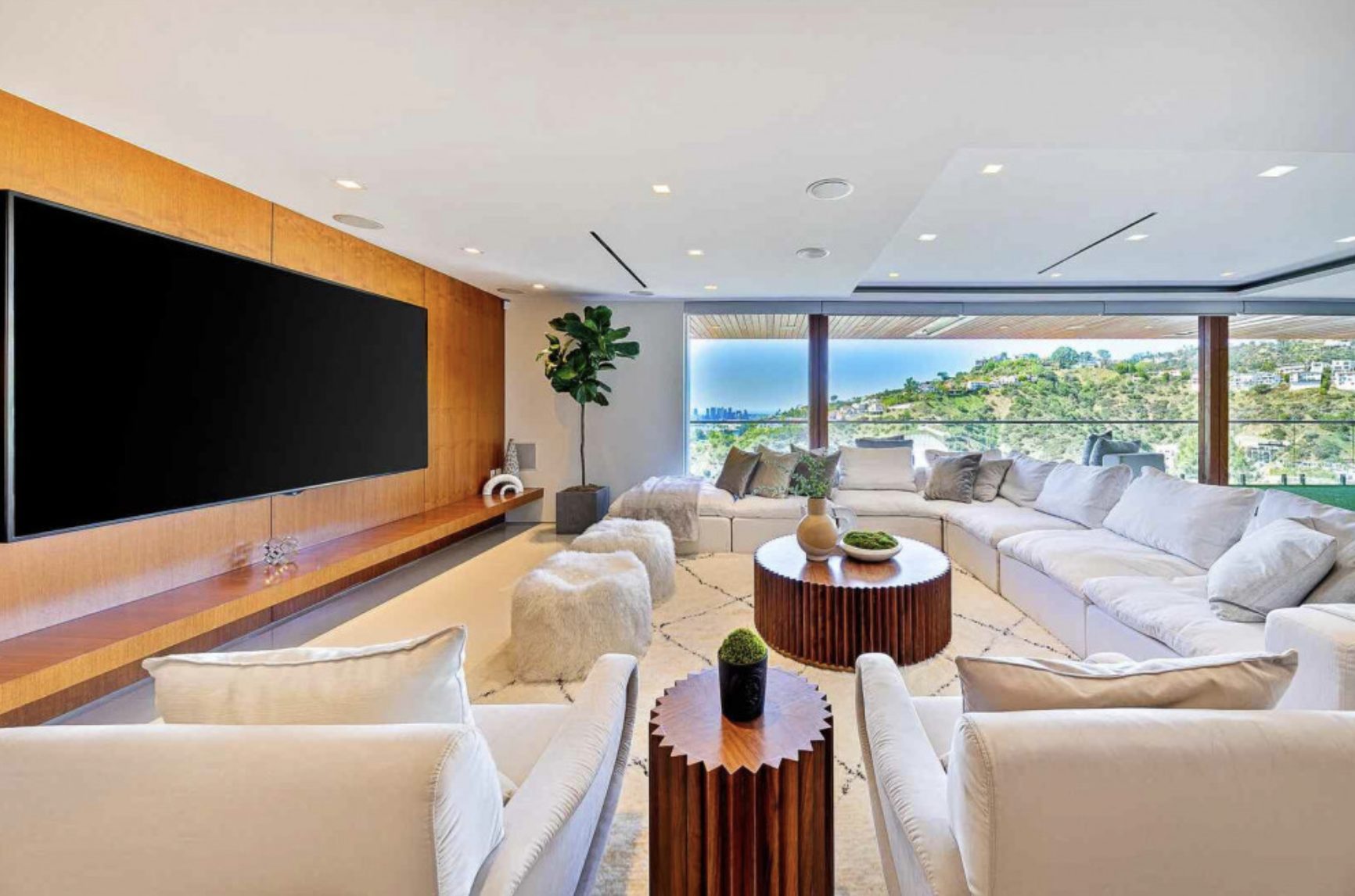 Luxury_Villa_Living_Hollywood_Hills_8_Los_Angeles55