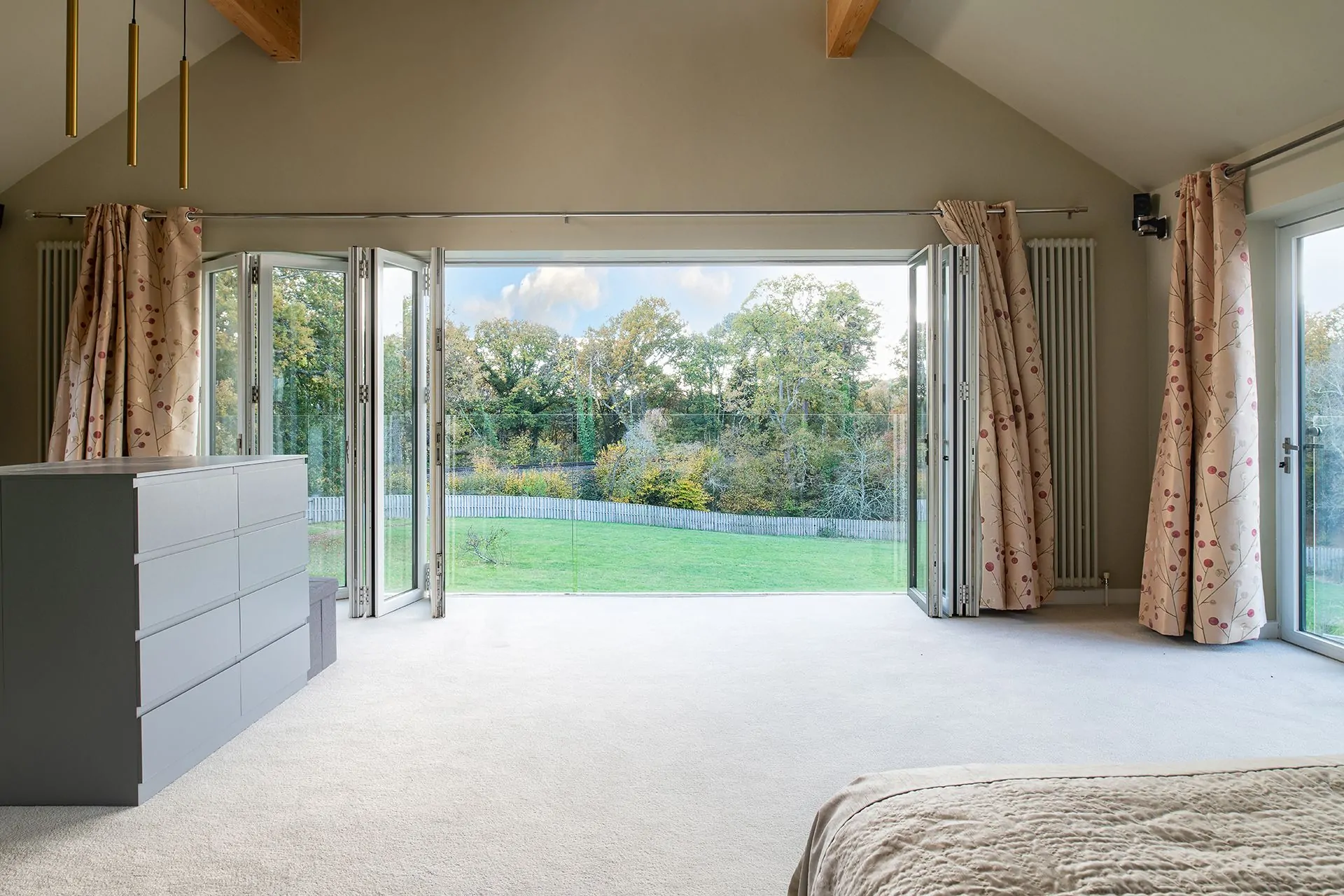 Luxury_Villa_Living_Southwoods_Bursledon_Hampshire_England_UK25