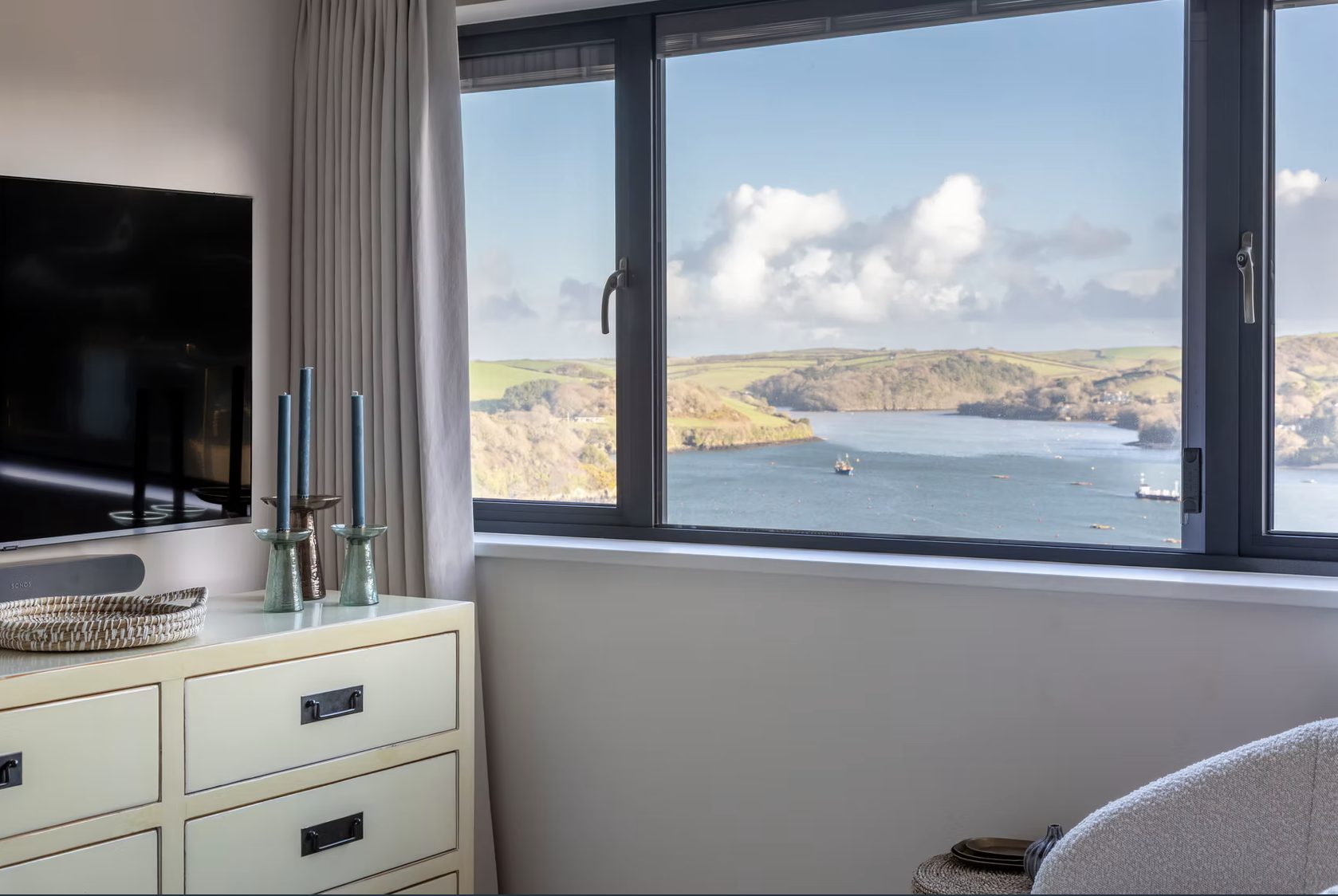 Luxury_Villa_Living_Sunrising_Salcombe_England_UK10