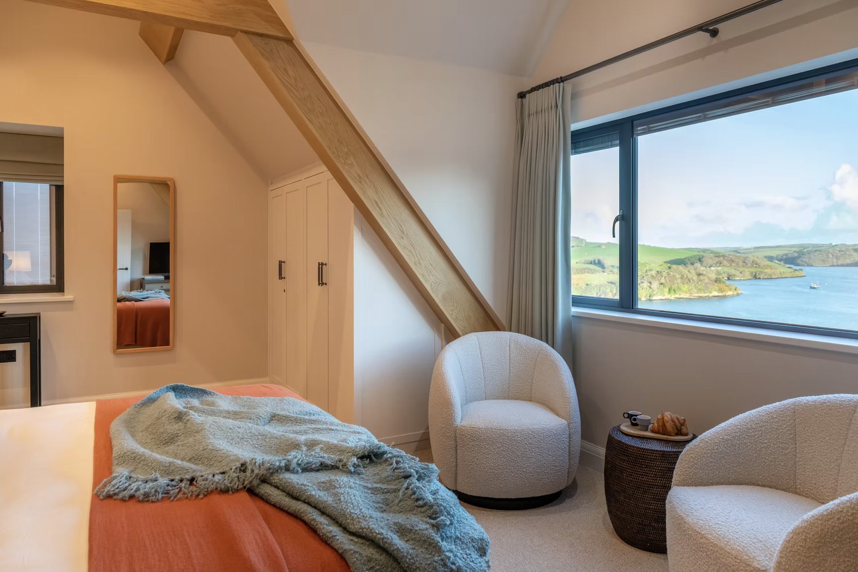 Luxury_Villa_Living_Sunrising_Salcombe_England_UK16