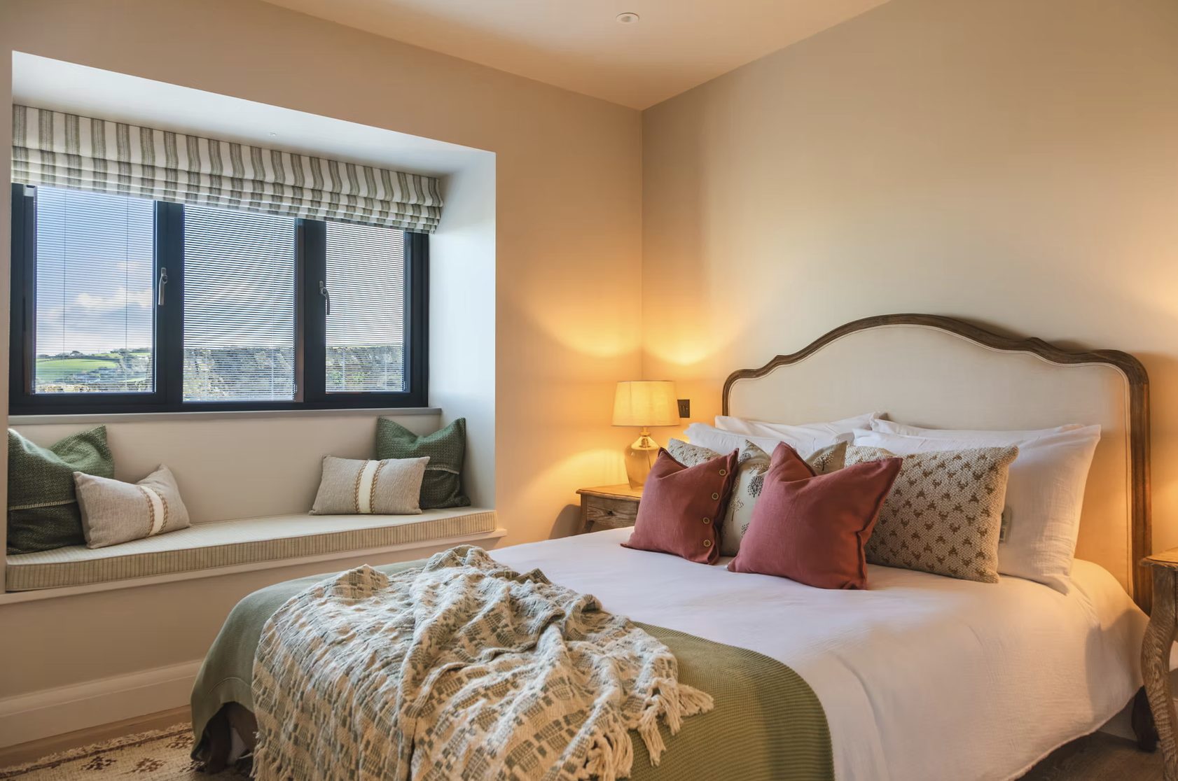 Luxury_Villa_Living_Sunrising_Salcombe_England_UK24