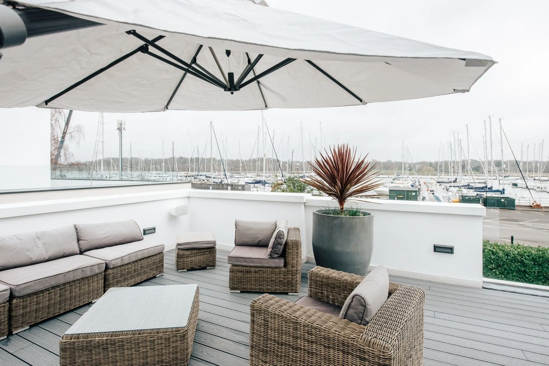 Luxury_Villa_Living_The_Crewhouse_Hamble_Hampshire_England_UK32 Luxury_Villa_Living_The_Crewhouse_Hamble_Hampshire_England_UK32