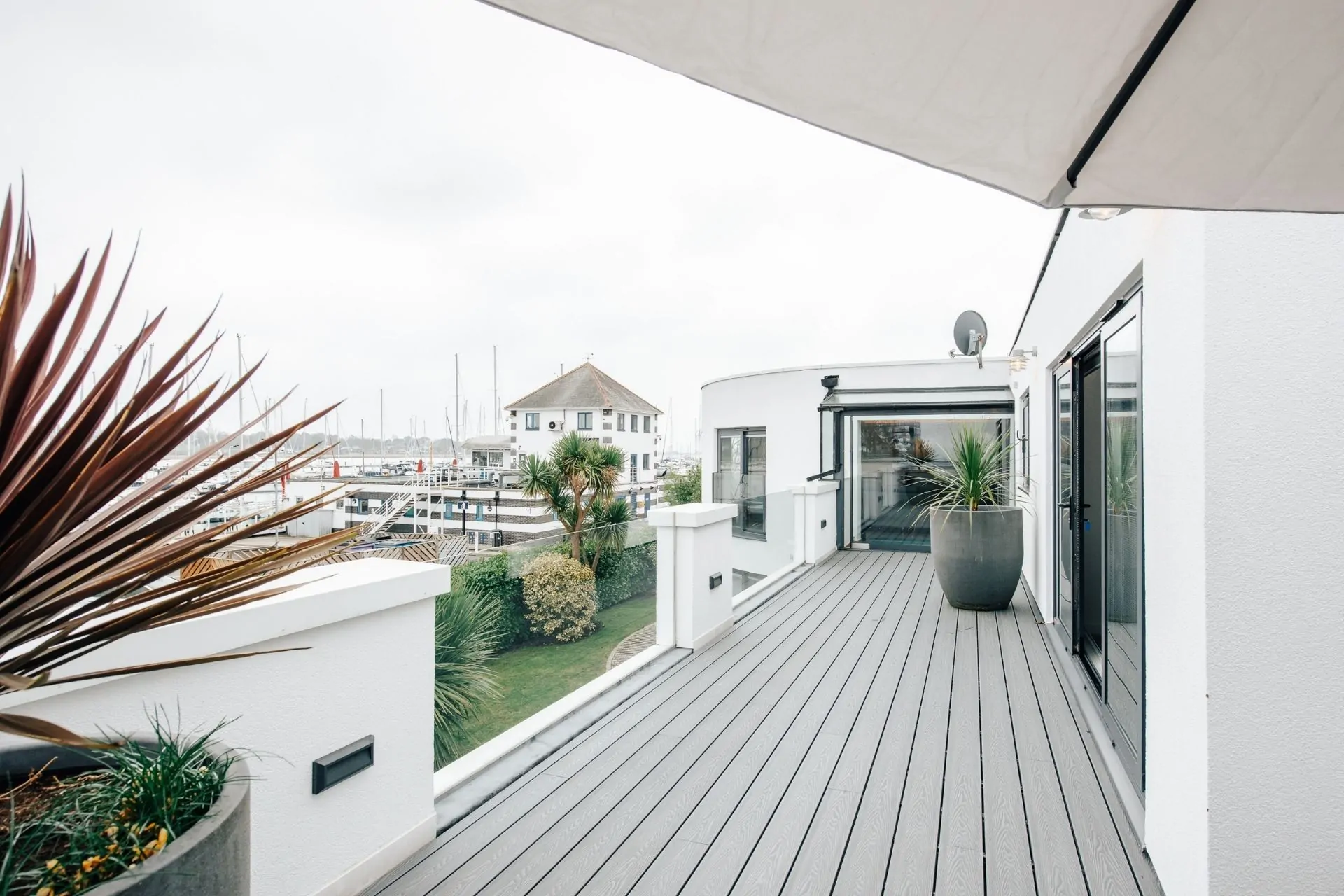 Luxury_Villa_Living_The_Crewhouse_Hamble_Hampshire_England_UK34 Luxury_Villa_Living_The_Crewhouse_Hamble_Hampshire_England_UK34