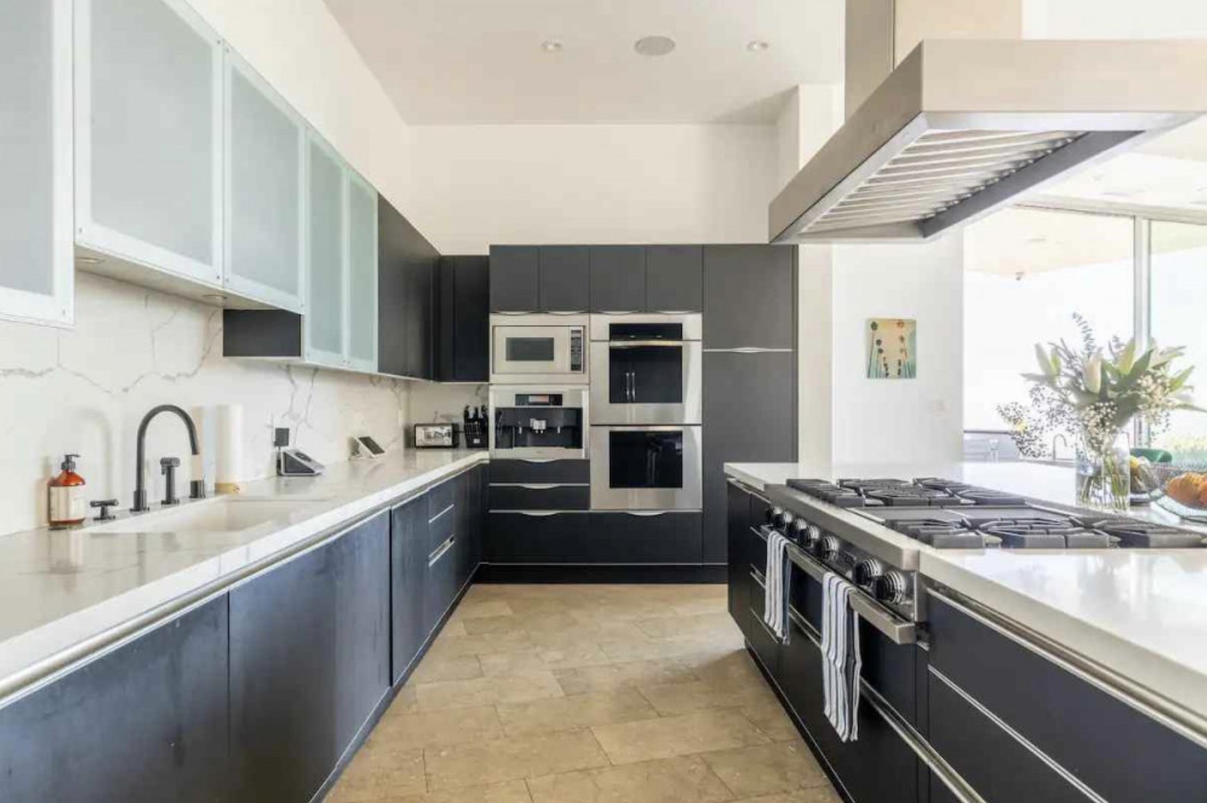 Luxury_Villa_Living_Villa_Palm_Terrace_Los_Angeles22 Luxury_Villa_Living_Villa_Palm_Terrace_Los_Angeles22