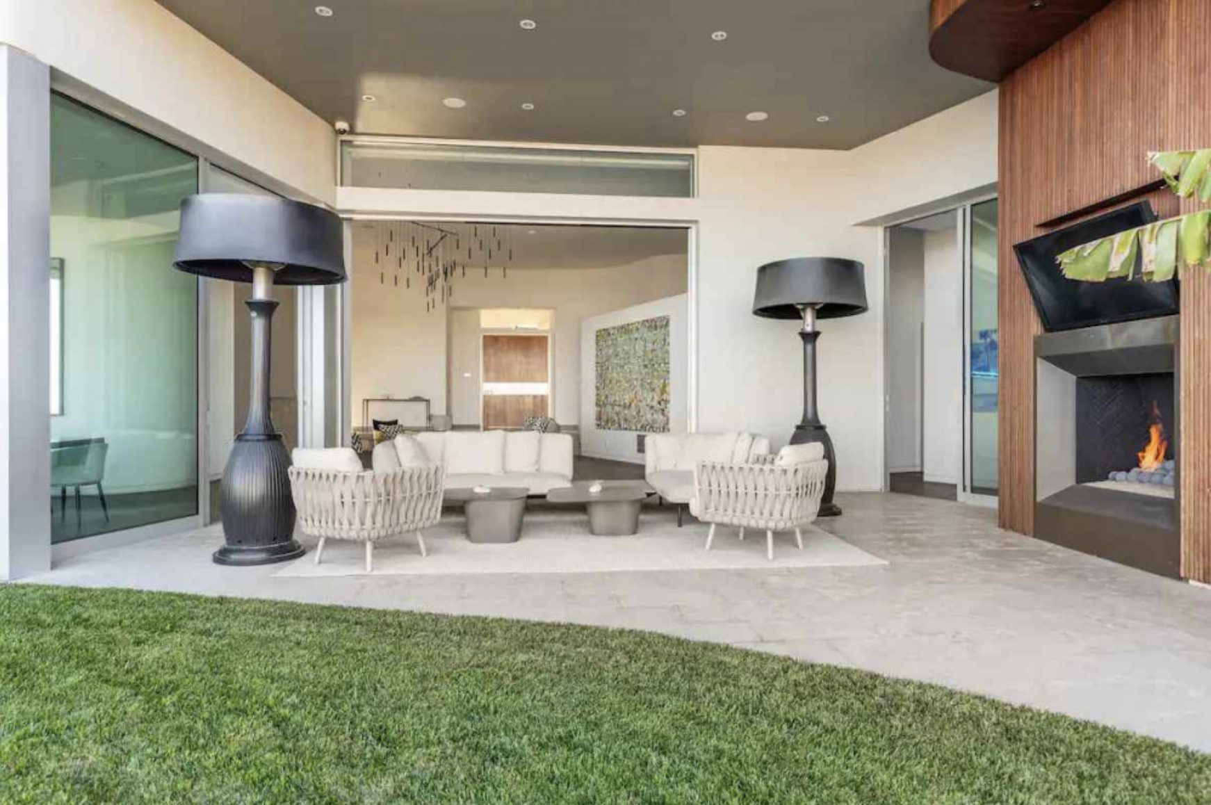 Luxury_Villa_Living_Villa_Palm_Terrace_Los_Angeles48 Luxury_Villa_Living_Villa_Palm_Terrace_Los_Angeles48